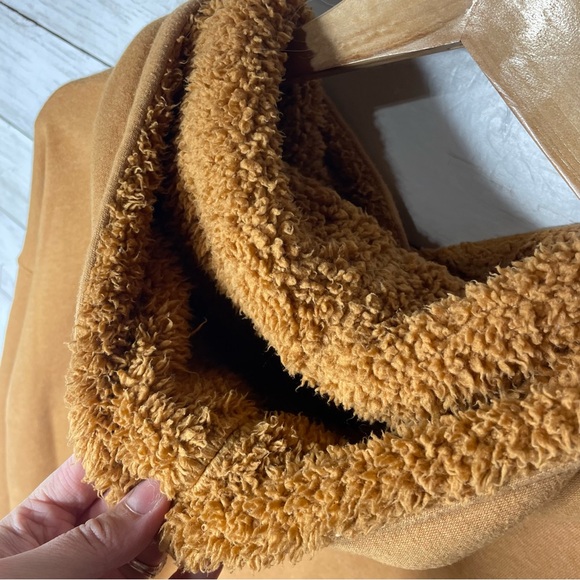 American Eagle AE Forever Oversized Sherpa Lined Hoodie Jegging Fit Small - Picture 5 of 5